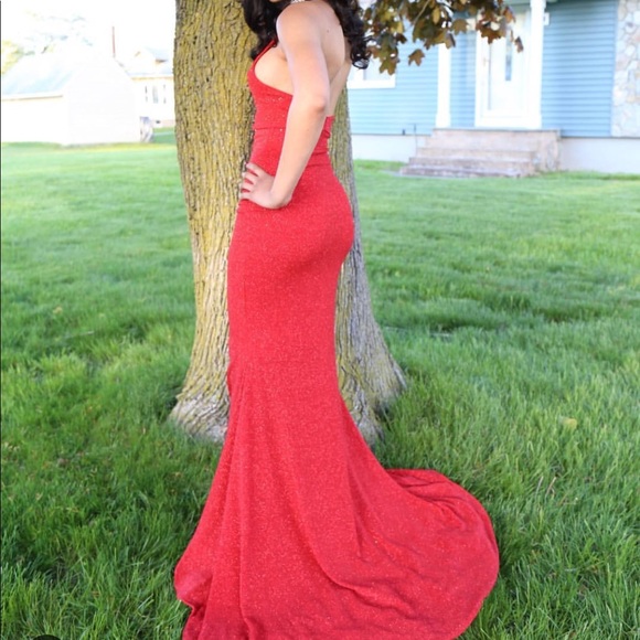 PROM RED SPARKLY DRESS - Picture 2 of 4